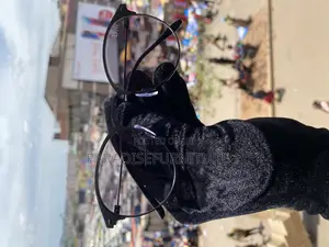 Photorchromic /Sunsensor Glasses
