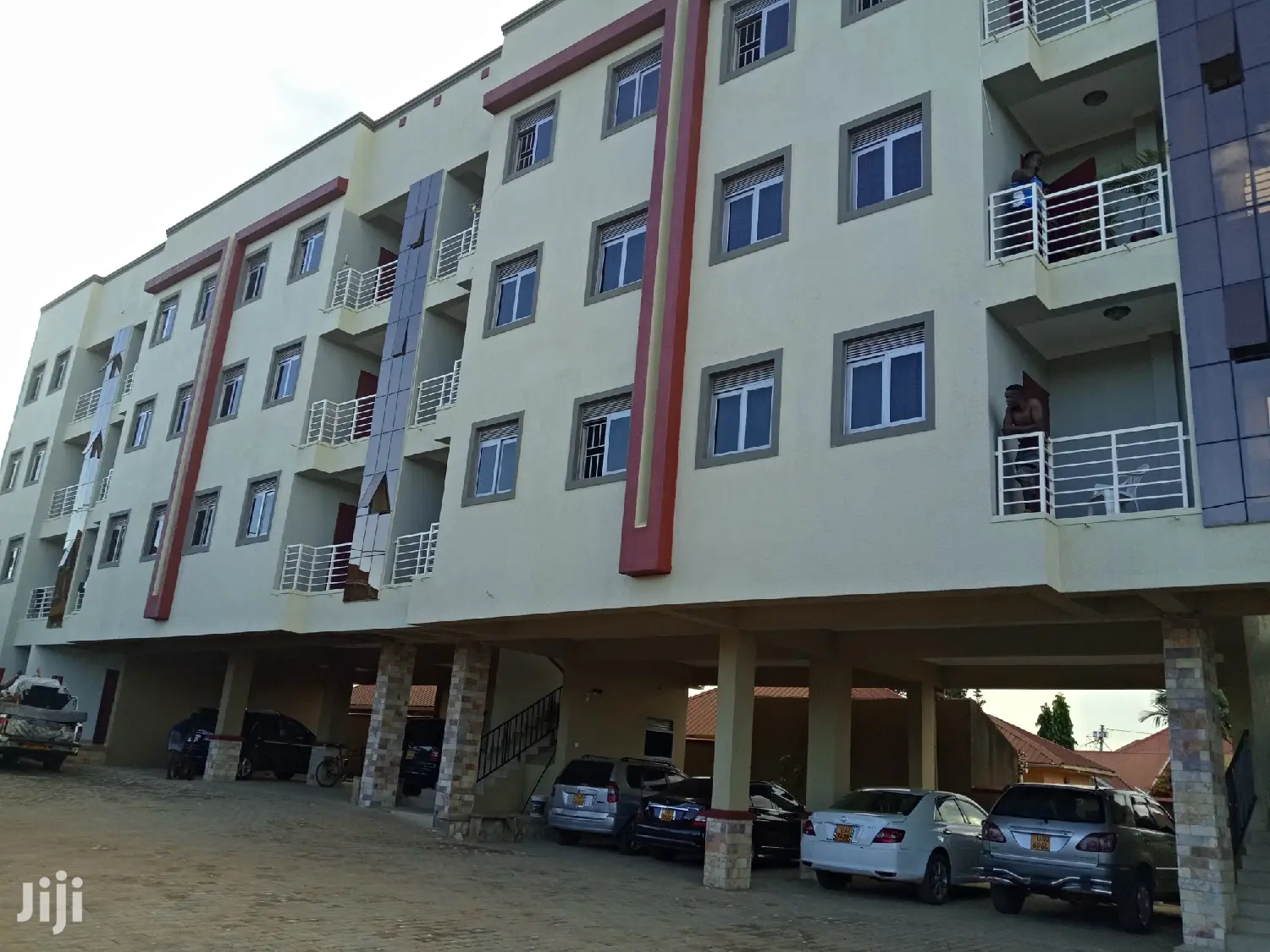 Naalya 19 Unit Apartments for Sell