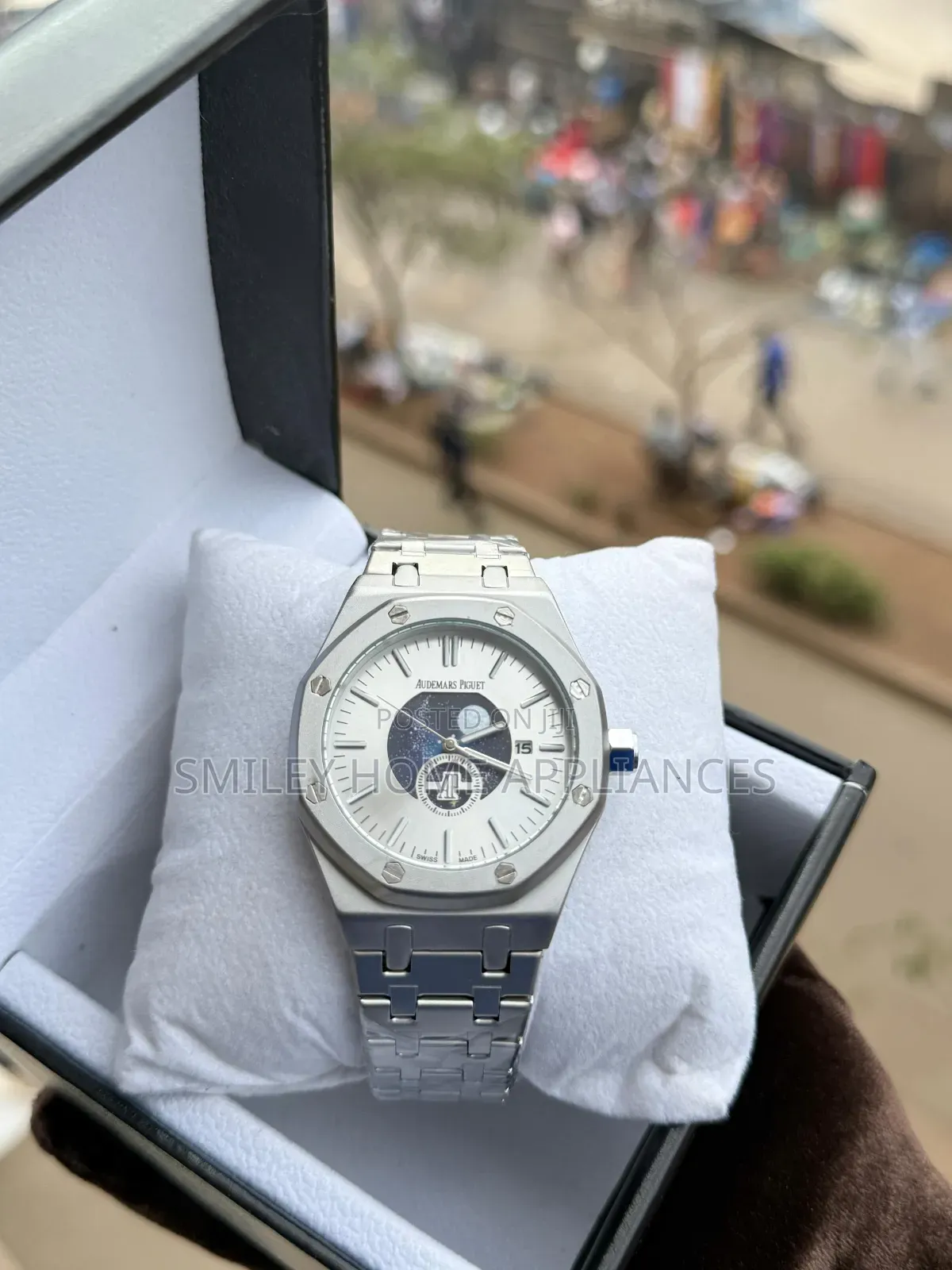 Audemars Piguet Men's Wrist Gift Box Watch Matte Silver