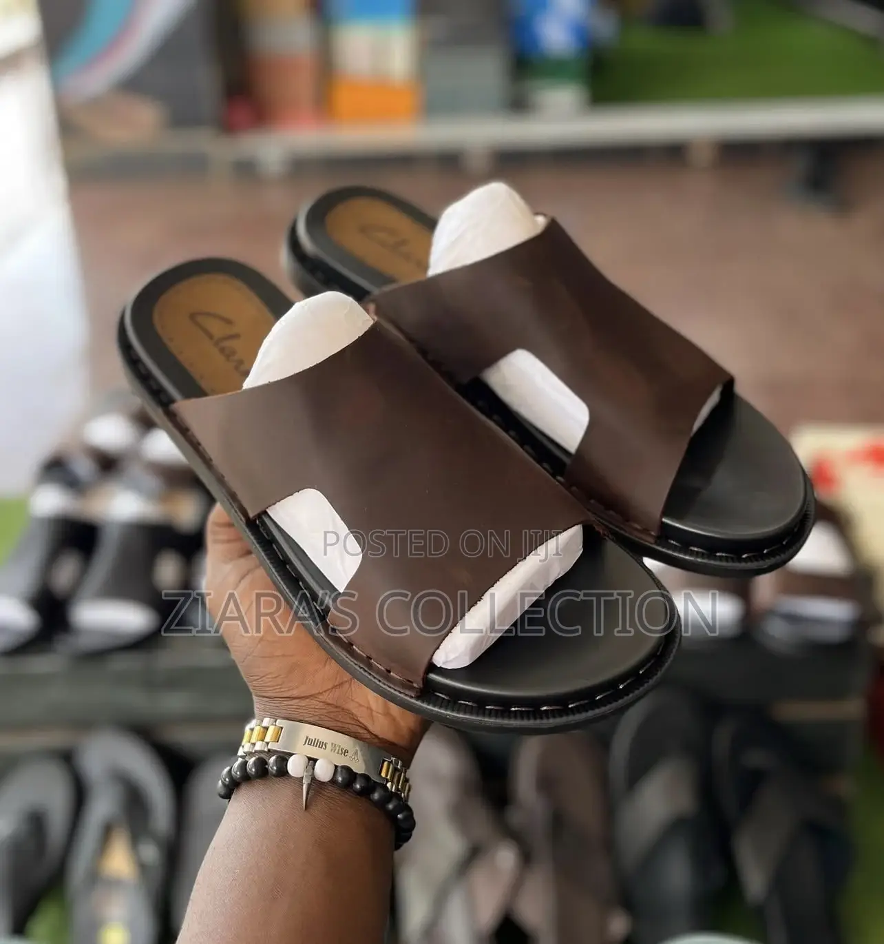 Black Clark’S Sandals