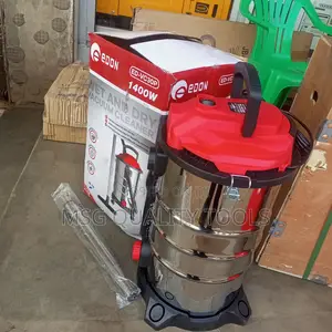 Vacuum Cleaner / Wet and Dry 30ltrs