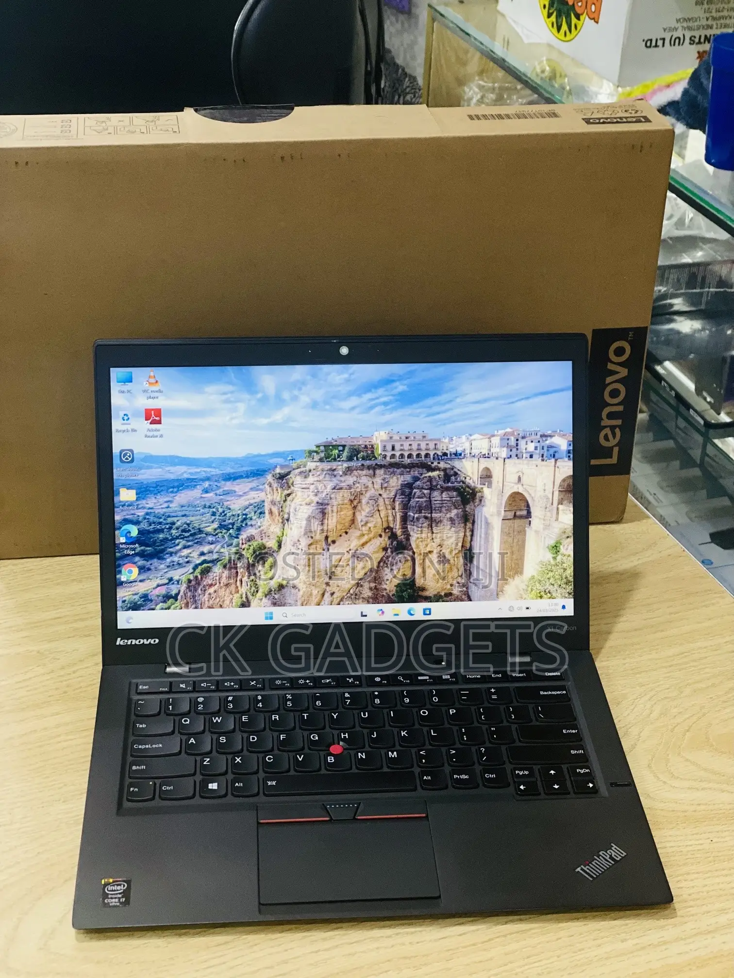 New Laptop Lenovo ThinkPad X1 Carbon 8GB Intel Core I7 SSD 256GB