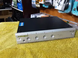 Aphex 120b Servo Balanced Distribution Amp