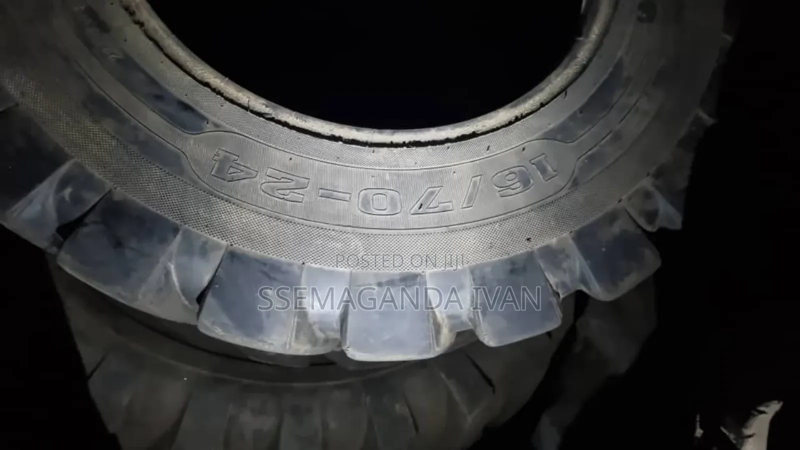 16/70-24 Tractor Tyre