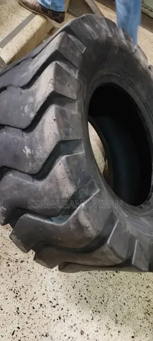 16/70-24 Tractor Tyre