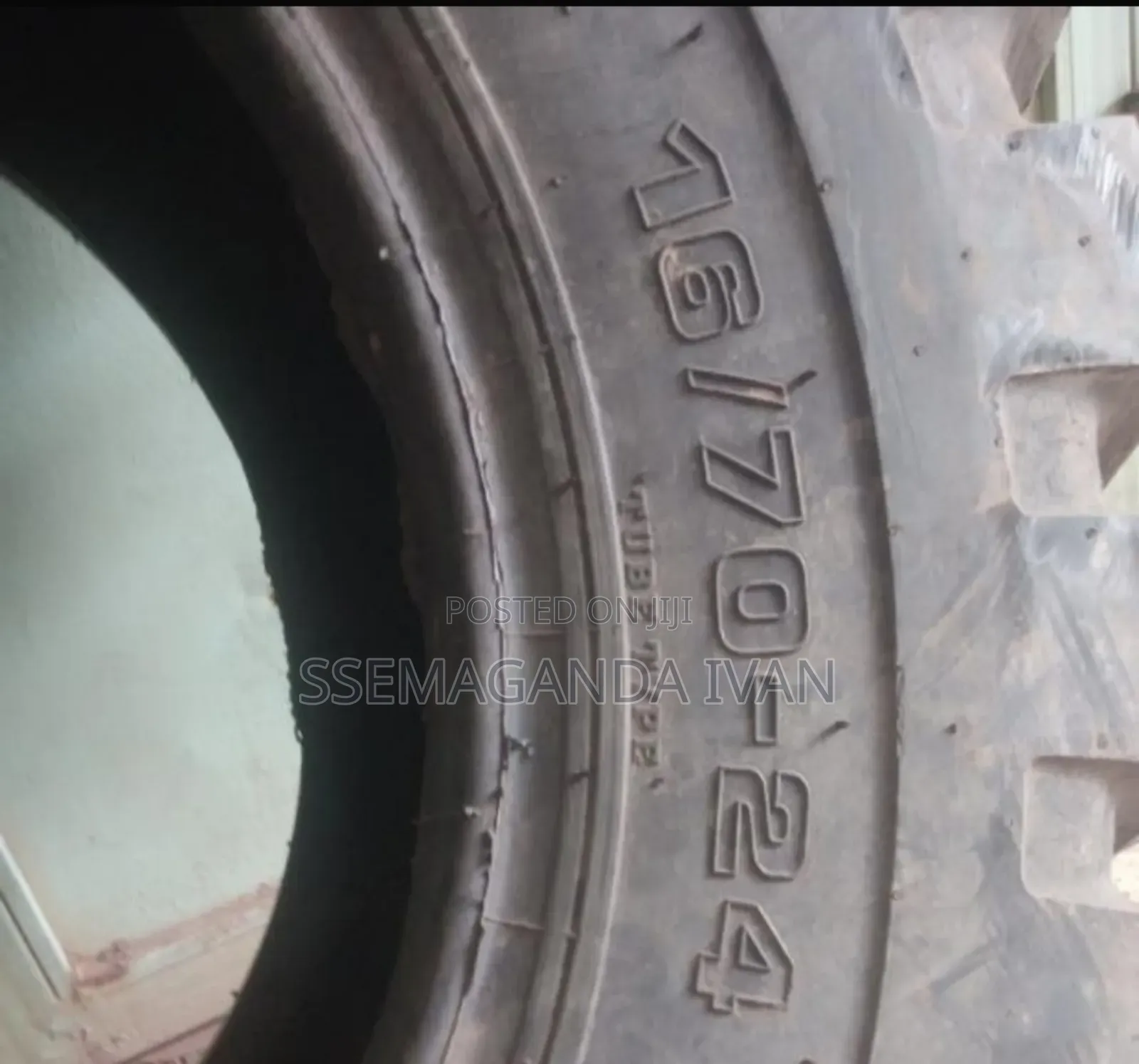 16/70-24 Tractor Tyre