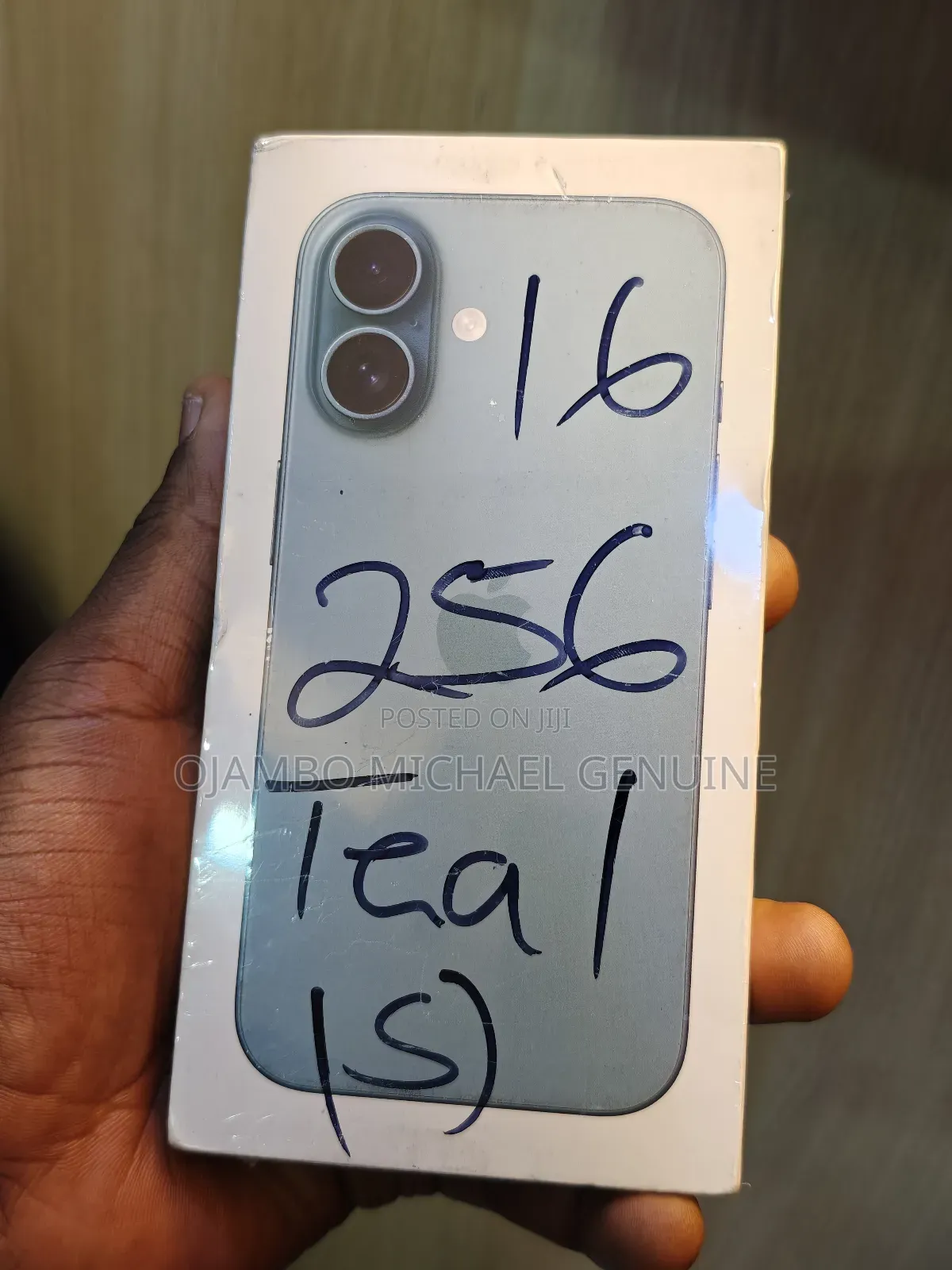 New Apple iPhone 16 256 GB Blue