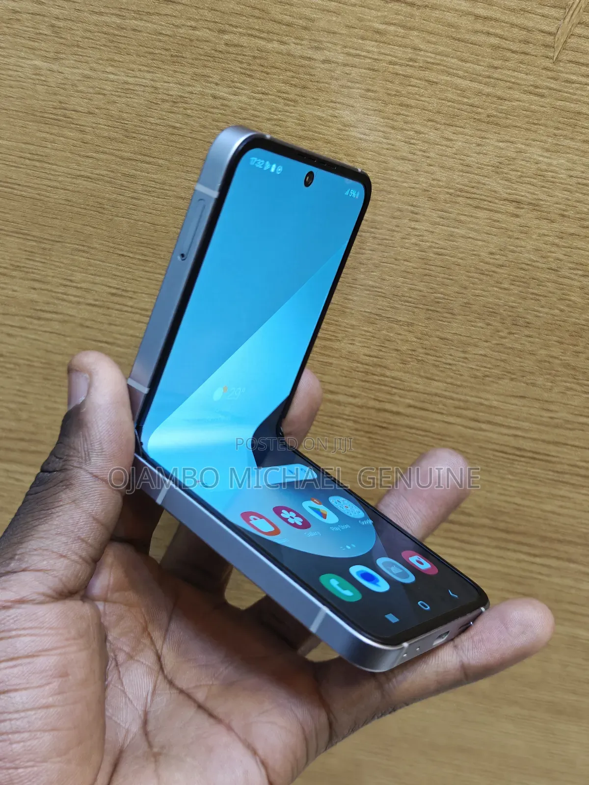 Samsung Galaxy Z Flip6 256 GB Gray