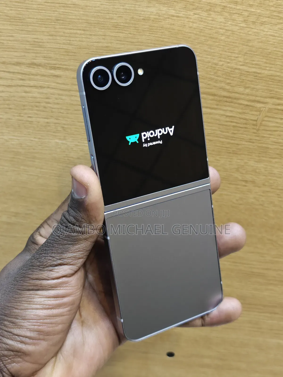 Samsung Galaxy Z Flip6 256 GB Gray