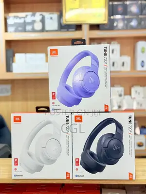Photo - JBL Tune 720 Bluetooth Headphones