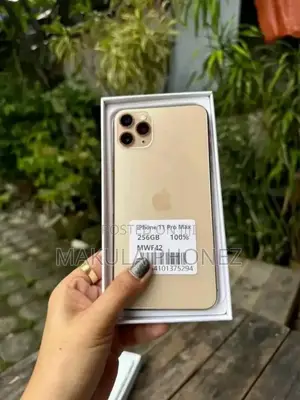 Photo - New Apple iPhone 11 Pro Max 256 GB Gold
