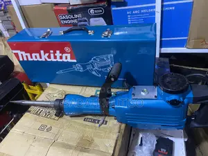 Photo - Makita Breaker. ( Jack Harme)
