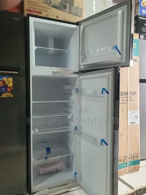 220litrs Chiq Fridge Black