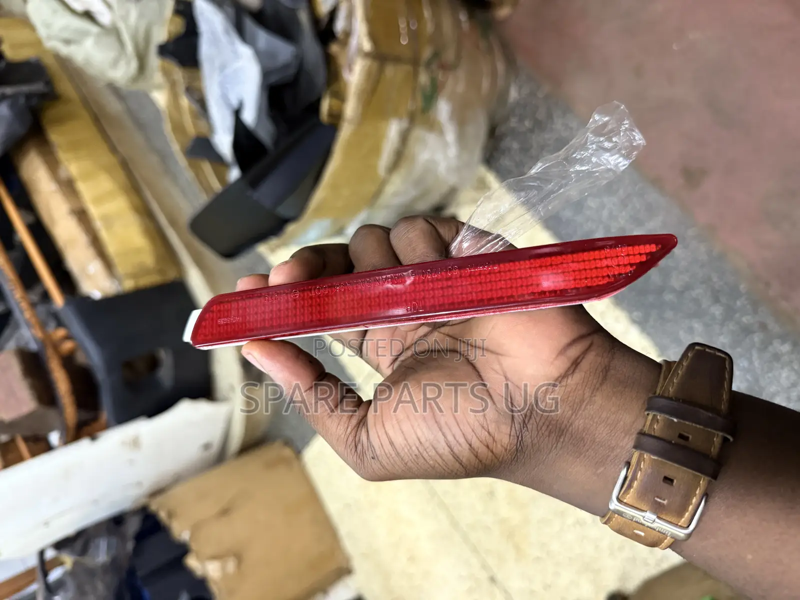 Noah 2008 Onwards Rear Bumper Reflector