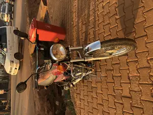 Bajaj Boxer 2006 Red