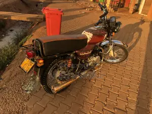 Bajaj Boxer 2006 Red