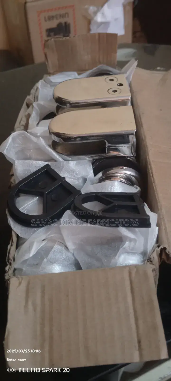 Glass Holder Clips