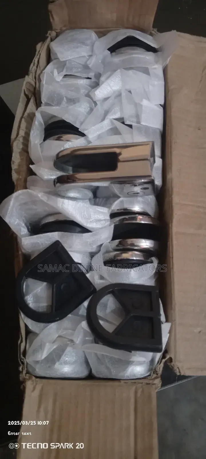 Glass Holder Clips