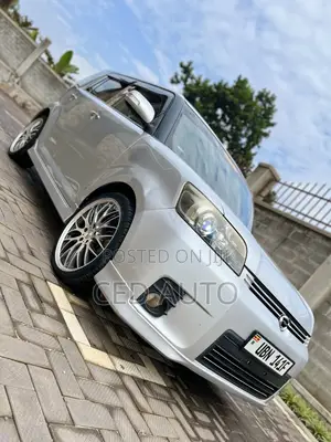 Toyota Corolla Rumion 2010 Silver