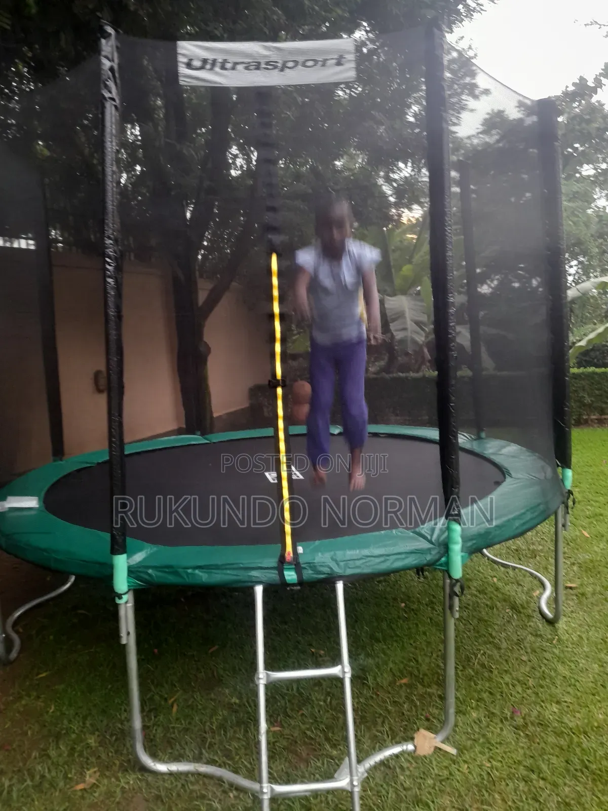 Trampoline ( Size 10feet)
