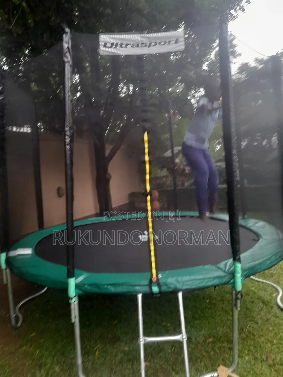 Trampoline ( Size 10feet)