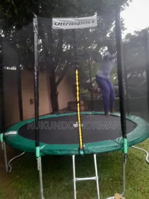 Trampoline ( Size 10feet)