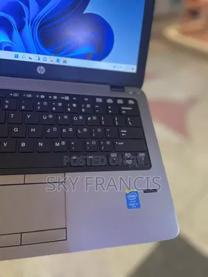 Laptop HP EliteBook 820 G2 8GB Intel Core I7 HDD 500GB