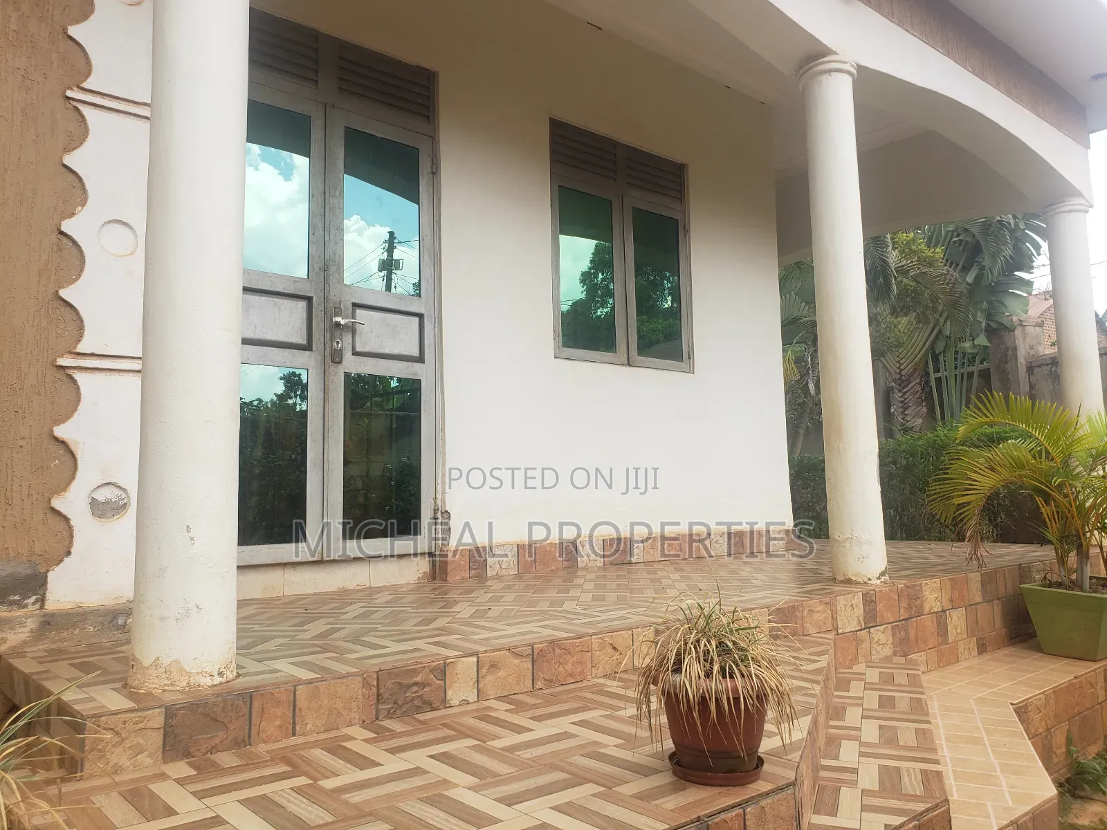 3bdrm House in Kiti Katade 120M, Kawempe for sale