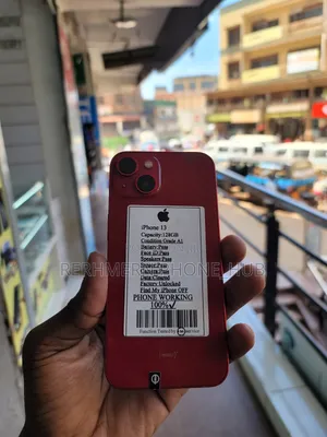 New Apple iPhone 13 128 GB Red