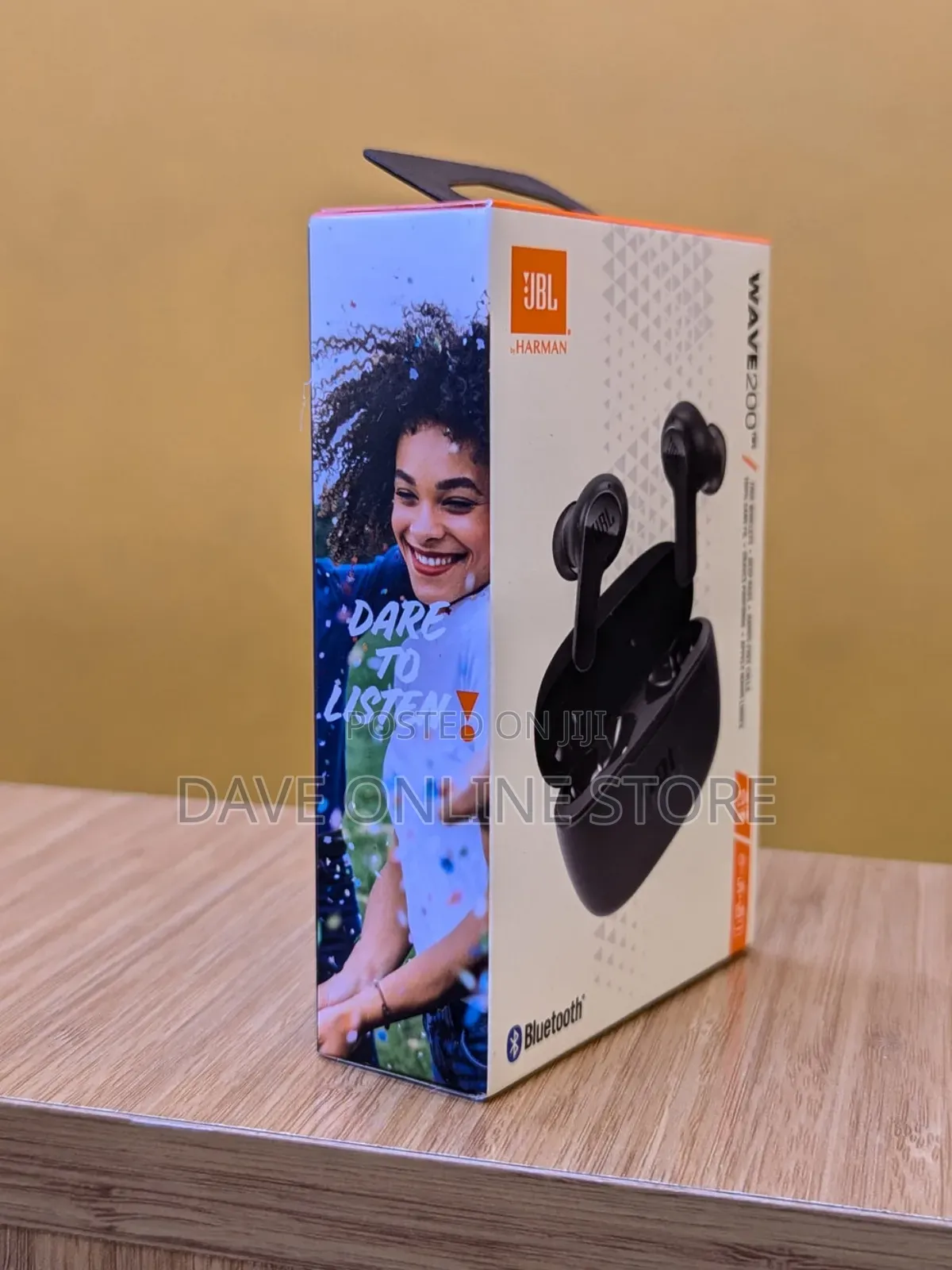 JBL Deep Bass Sound Earbuds Wave200
