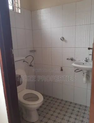 Studio Apartment in Mbuya Mutungo Road., Central Division for rent