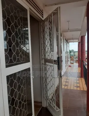 Studio Apartment in Mbuya Mutungo Road., Central Division for rent