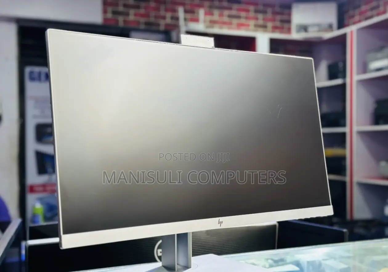 Ips Monitor Hp 24 Inch Screen Camera Vga Hdmi Dvi Good Uk