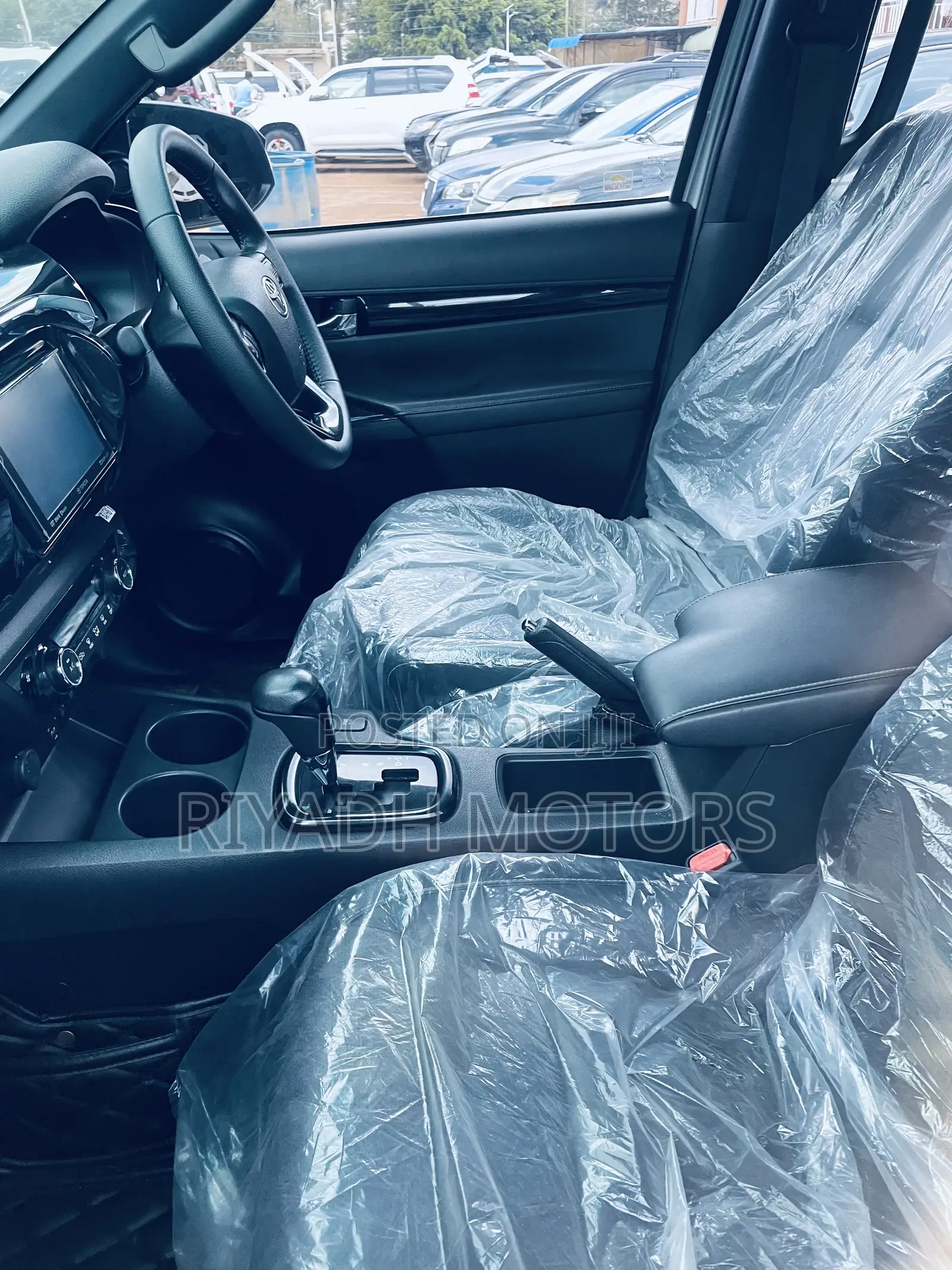 Toyota Hilux 2018 Silver