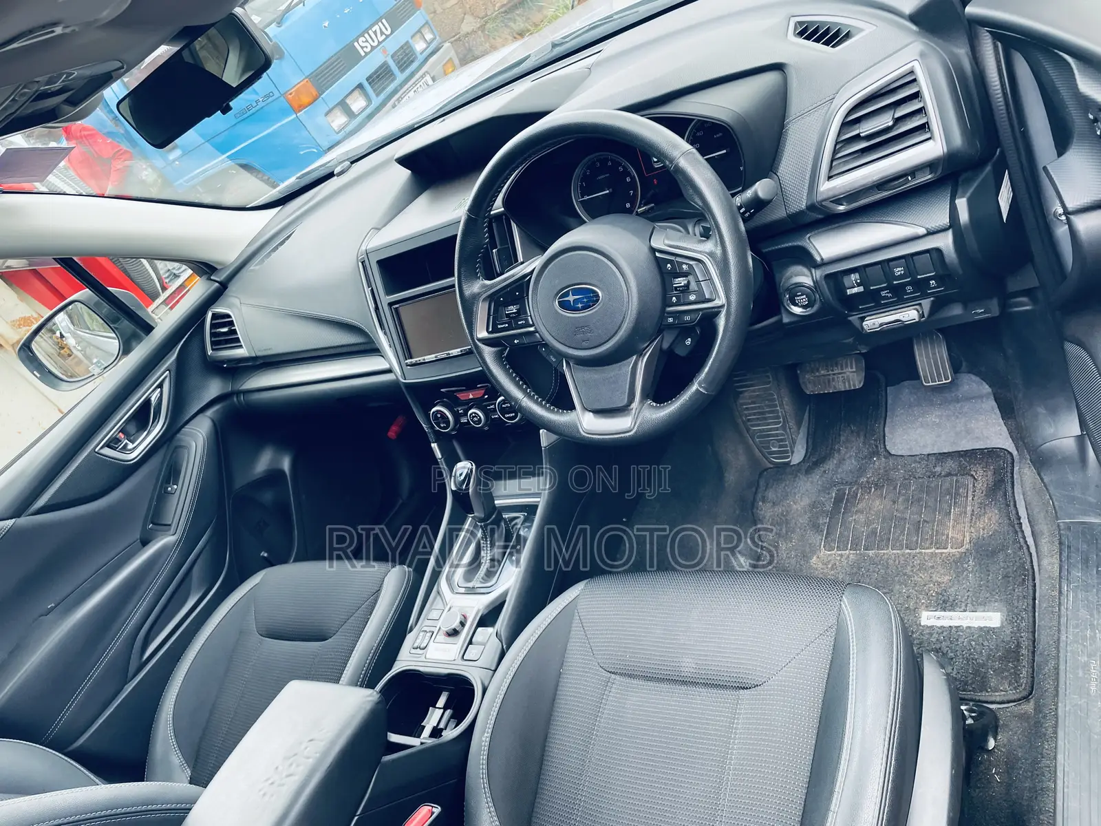 Subaru Forester 2018 Silver