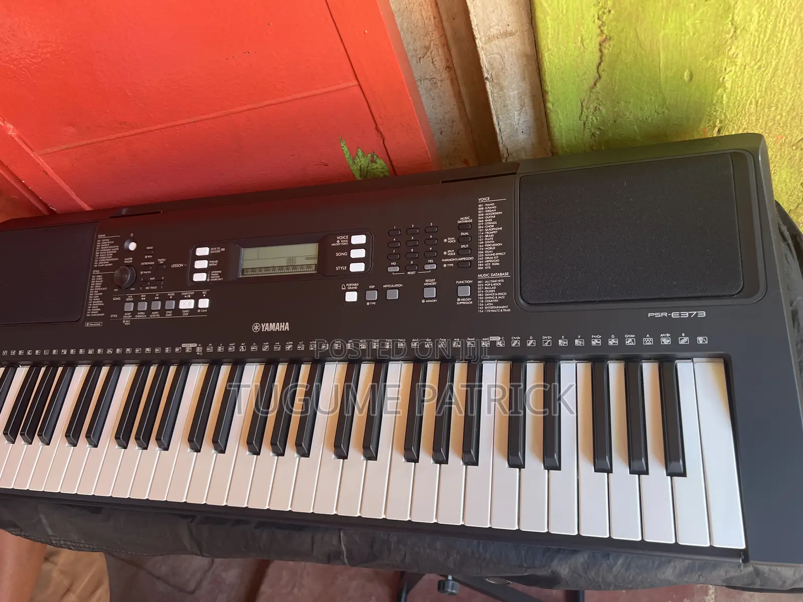 Yamaha Keyboard 373u