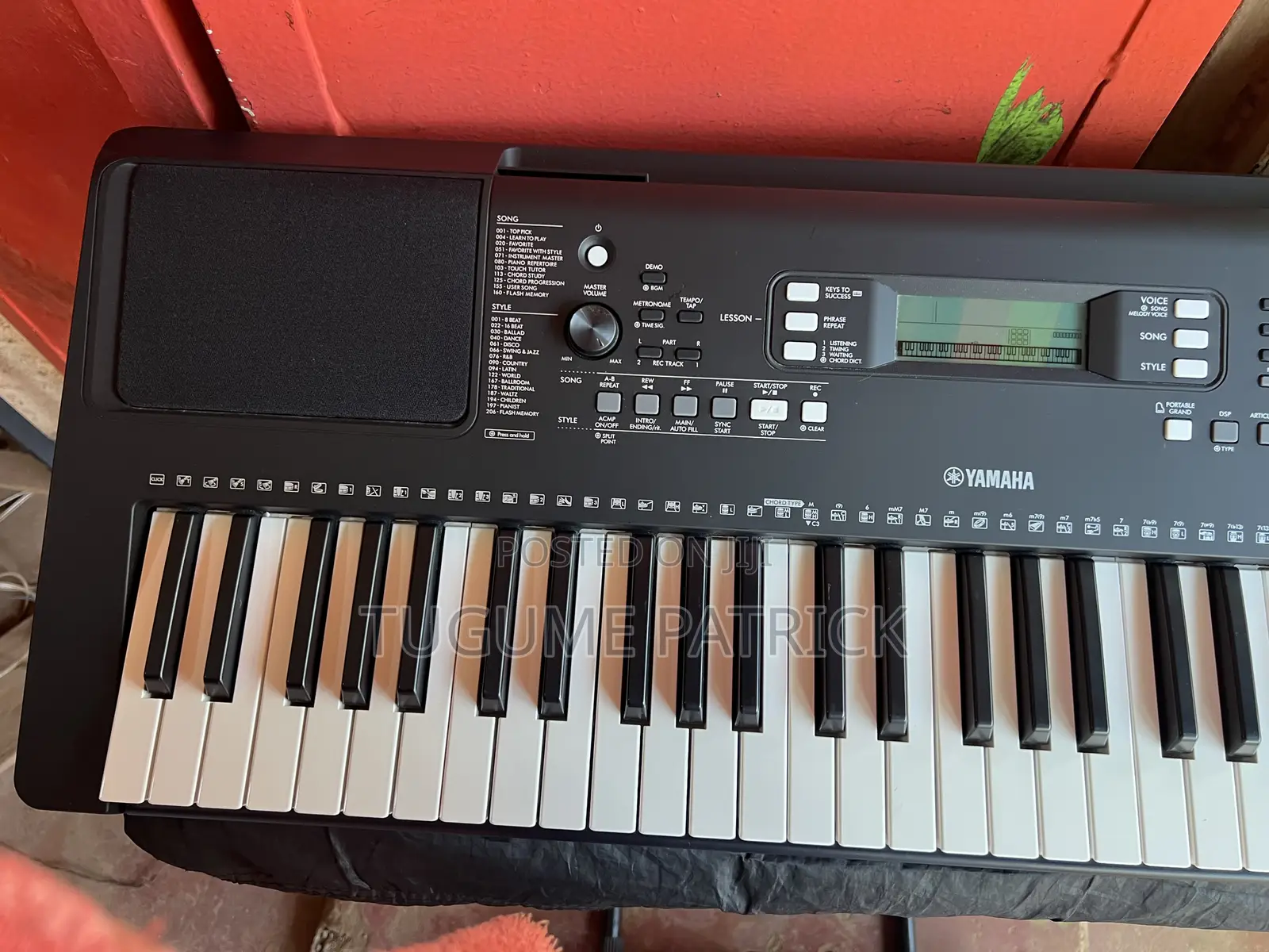 Yamaha Keyboard 373u