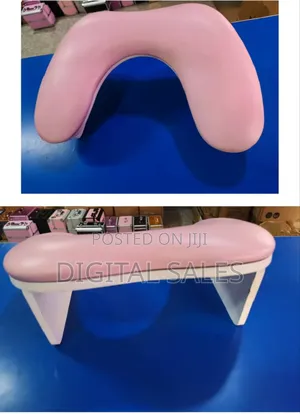 Photo - U Shape Nail Arm Rest Pu Leather Nail Hand Rest