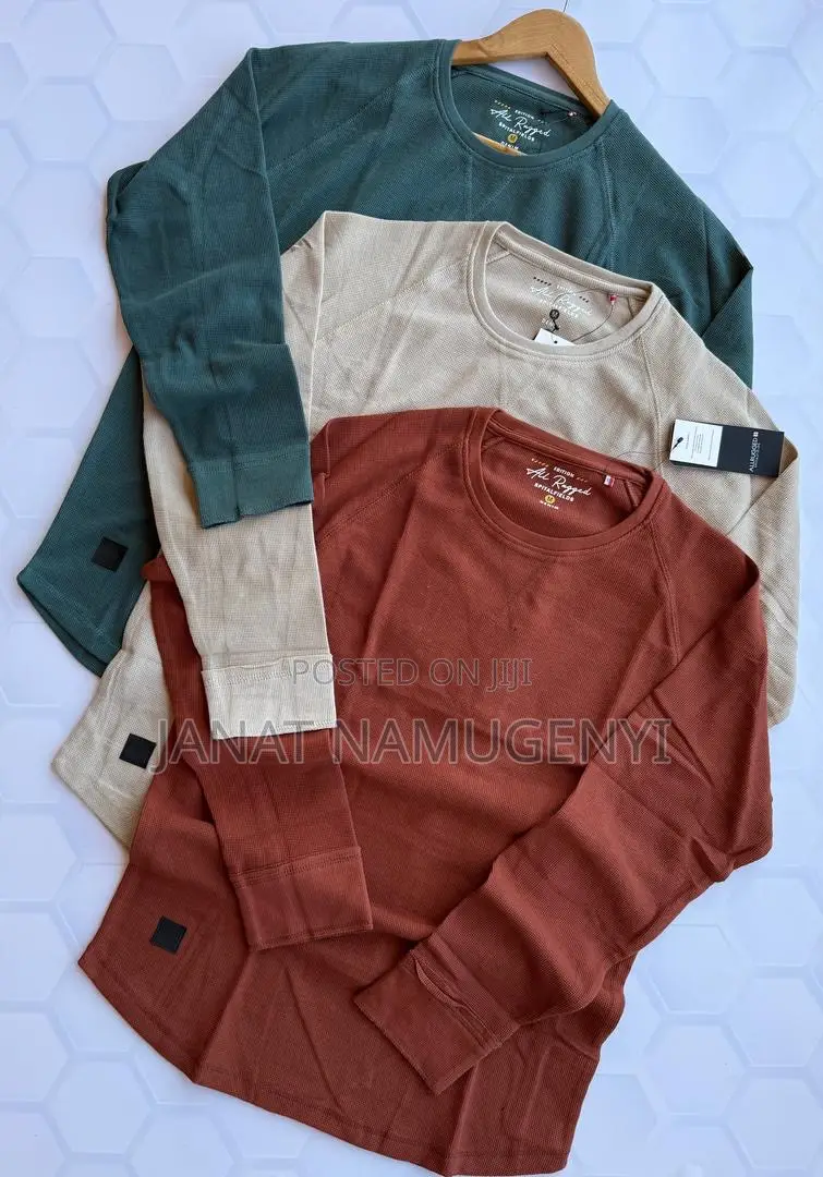 Round Neck Longsleeved Available in Different Colors