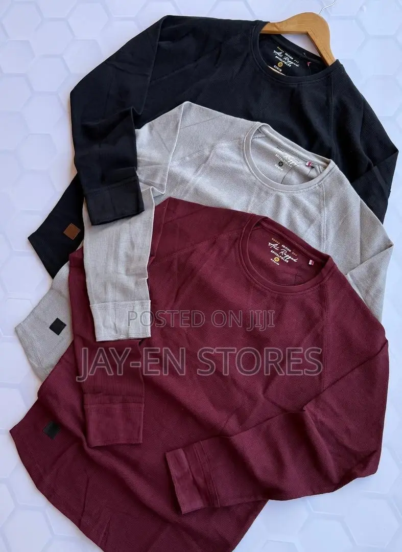 Round Neck Longsleeved Available in Different Colors