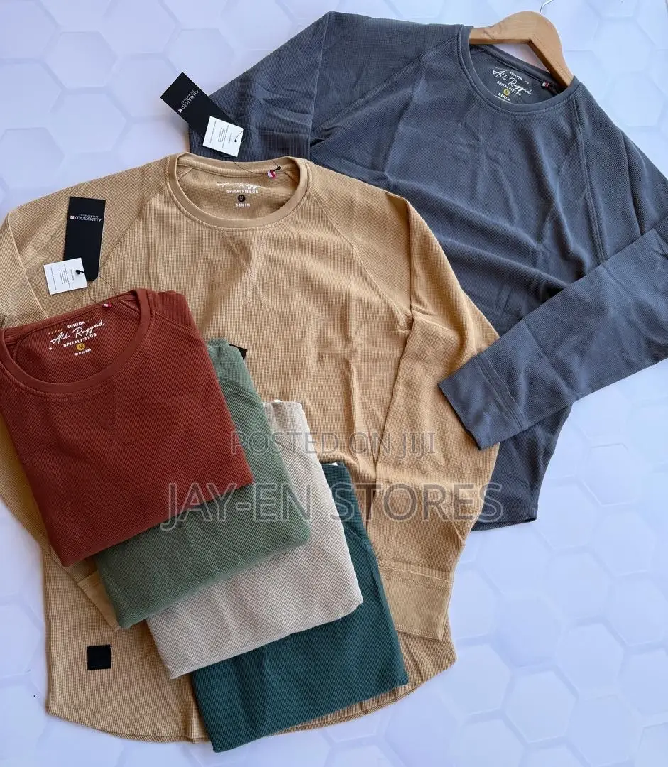 Round Neck Longsleeved Available in Different Colors