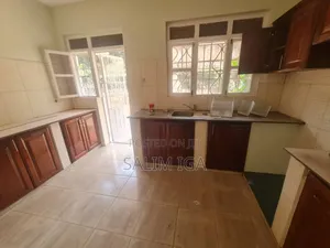 5bdrm Duplex in Kololo Property, Central Division for rent
