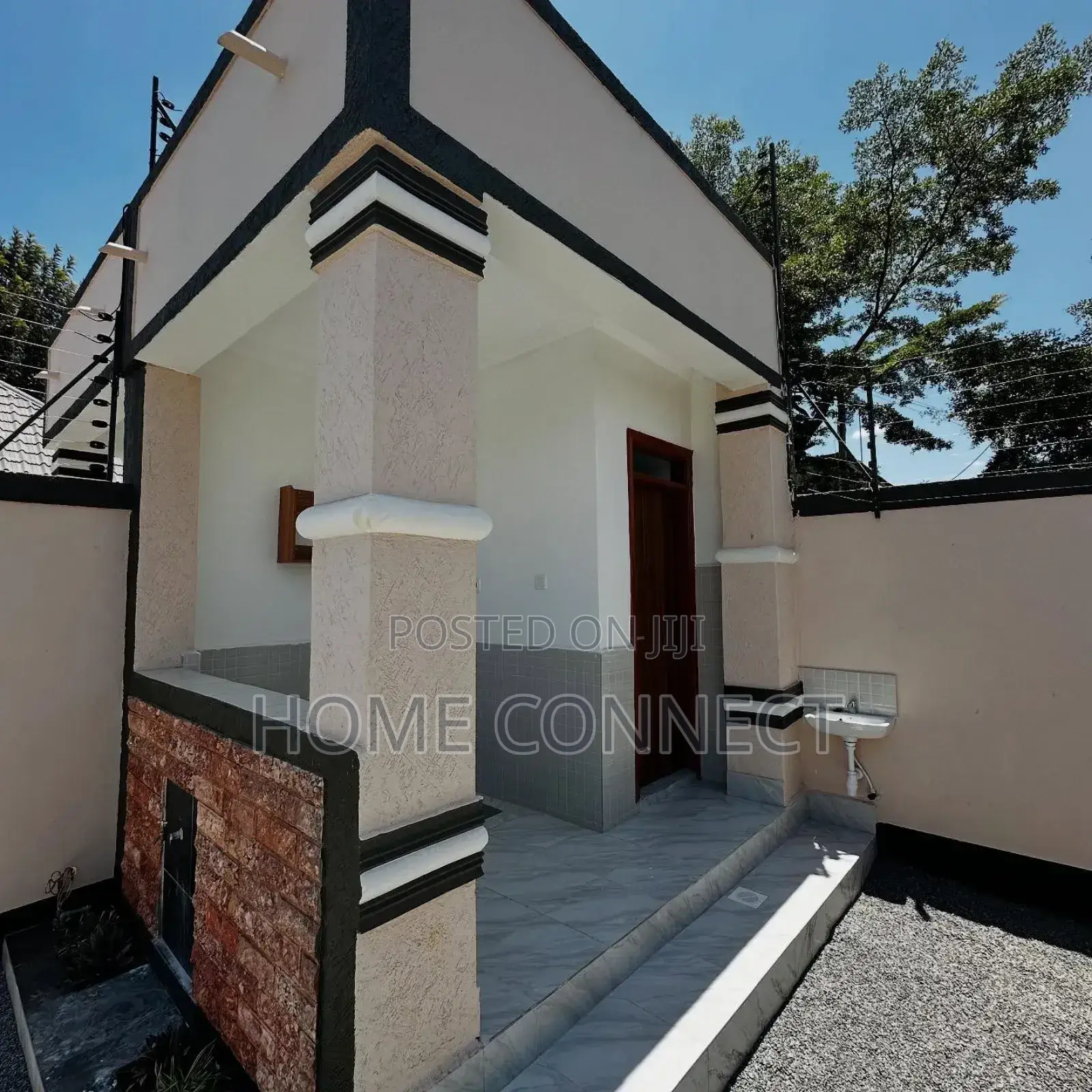 4bdrm House in Naalya Estate, Central Division for rent