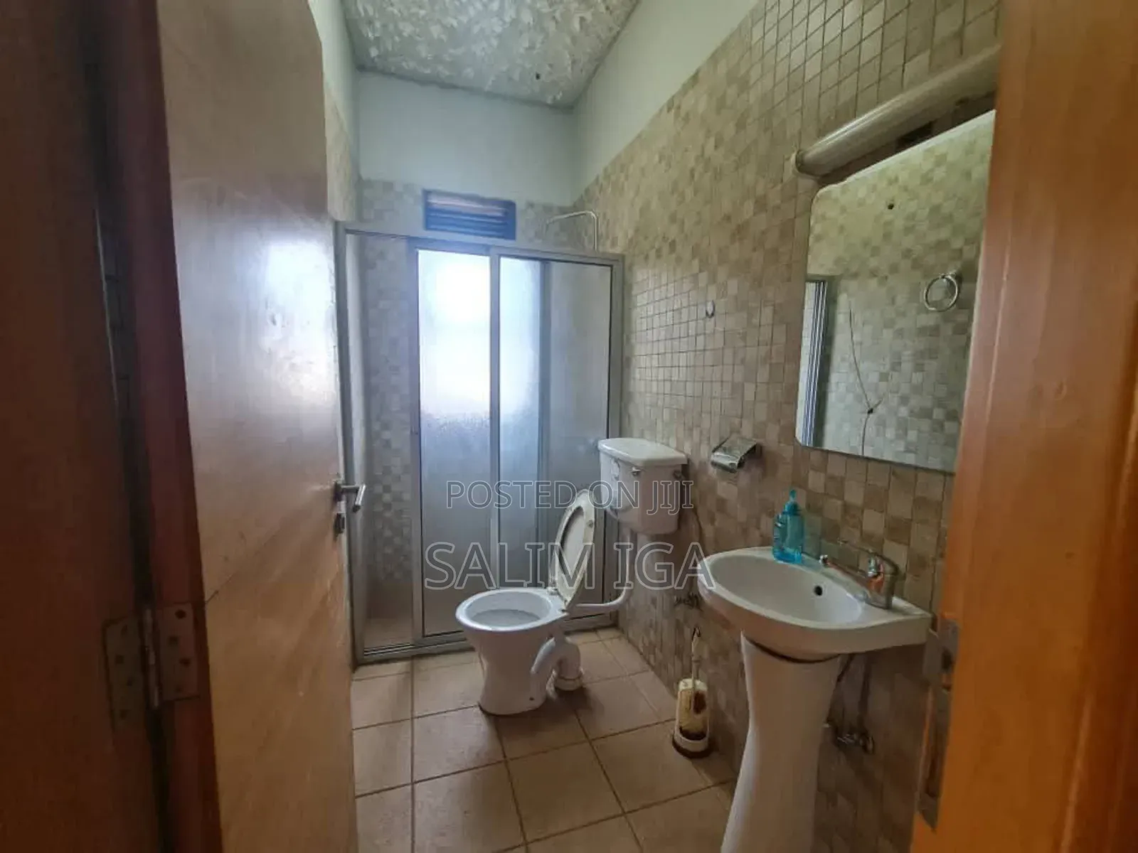 4bdrm Townhouse / Terrace in Kololo Property, Central Division