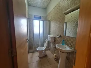 4bdrm Townhouse / Terrace in Kololo Property, Central Division