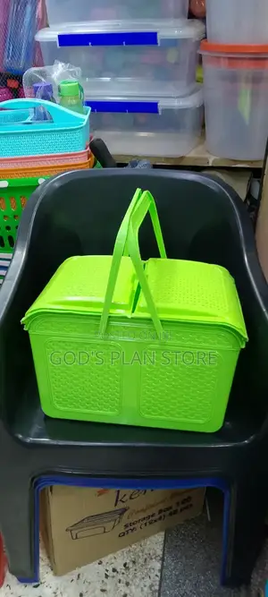 Plastic Shopping Baskets