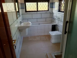 4bdrm Bungalow in Kololo Property, Central Division for rent