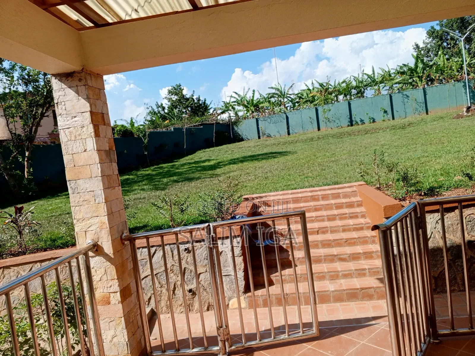 4bdrm Bungalow in Kololo Property, Central Division for rent