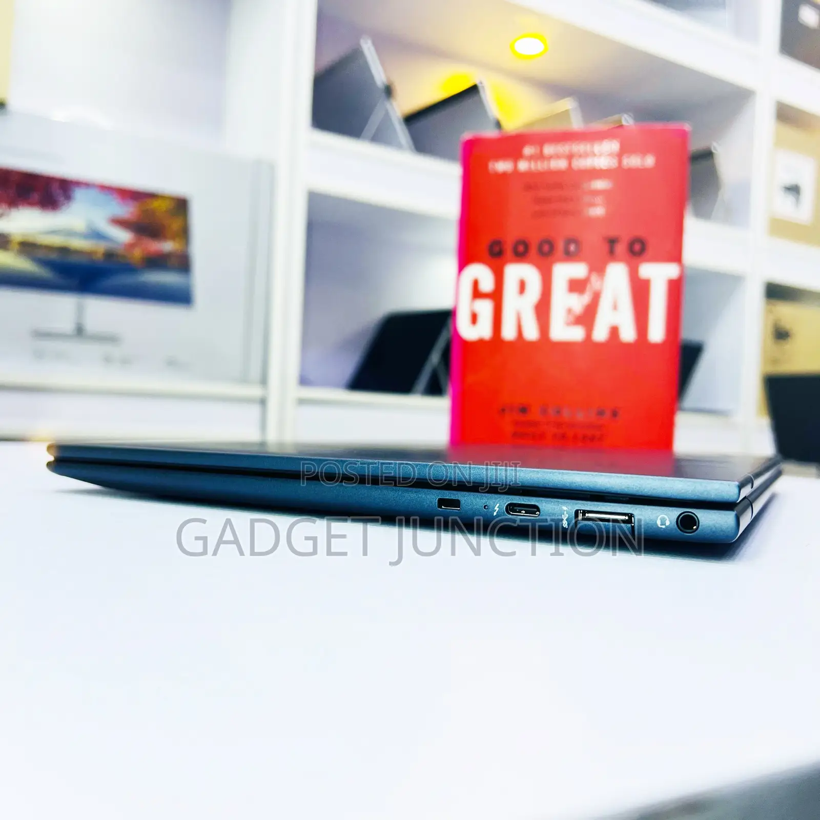 New Laptop HP Dragonfly G3 16GB Intel Core I7 SSD 512GB