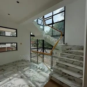 4bdrm Duplex in Muyenga Tank Hill, Central Division for rent
